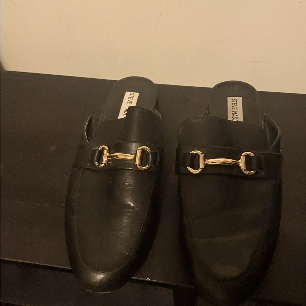 Steve Madden black slides. Size 9.